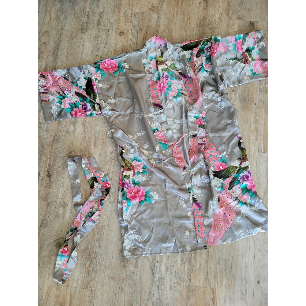 Gray, floral/bird, one size, Kimono cover up.